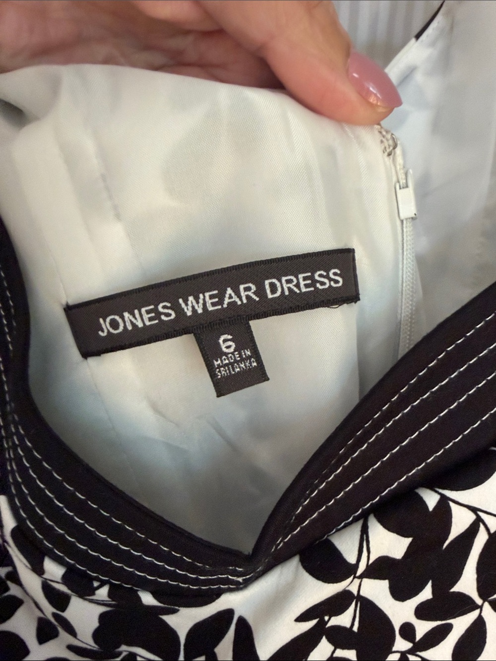 Jones Wear Dress - Black & White Leaf Print Sundress - Picture 3 of 10